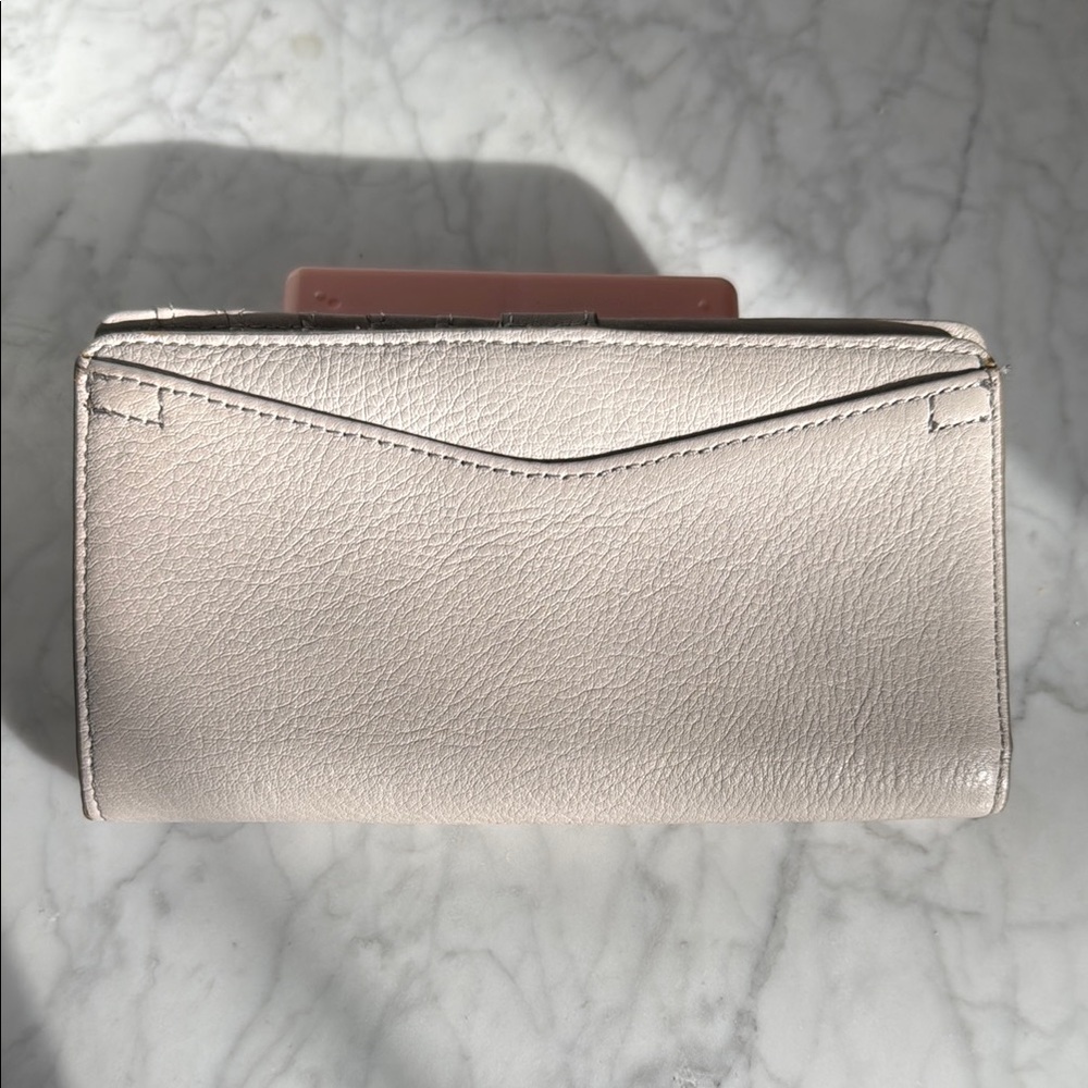 FOSSIL Leather Bifold Wallet - Light Gray